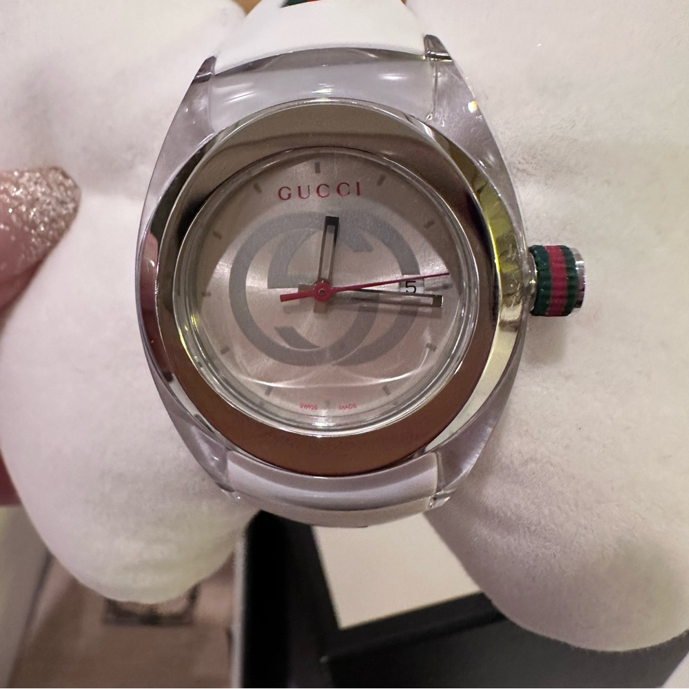 Gucci Sync Sport Watch with White Rubber Logo Band Unisex Stainless Steel - Picture 6 of 16